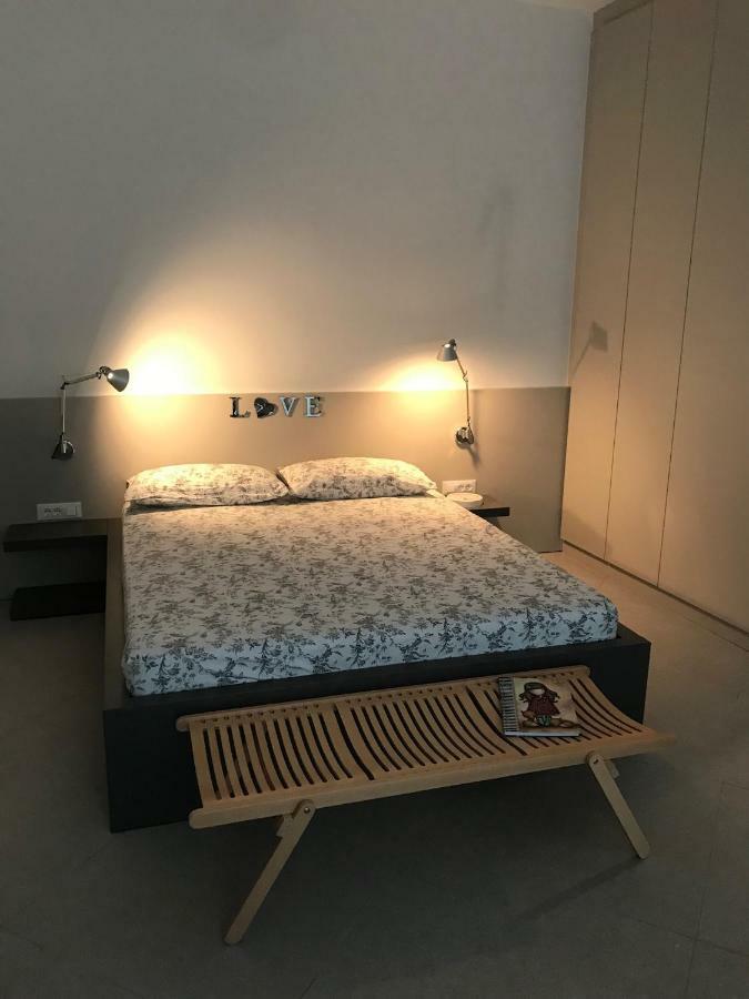 Street Flat Mini Apartma *